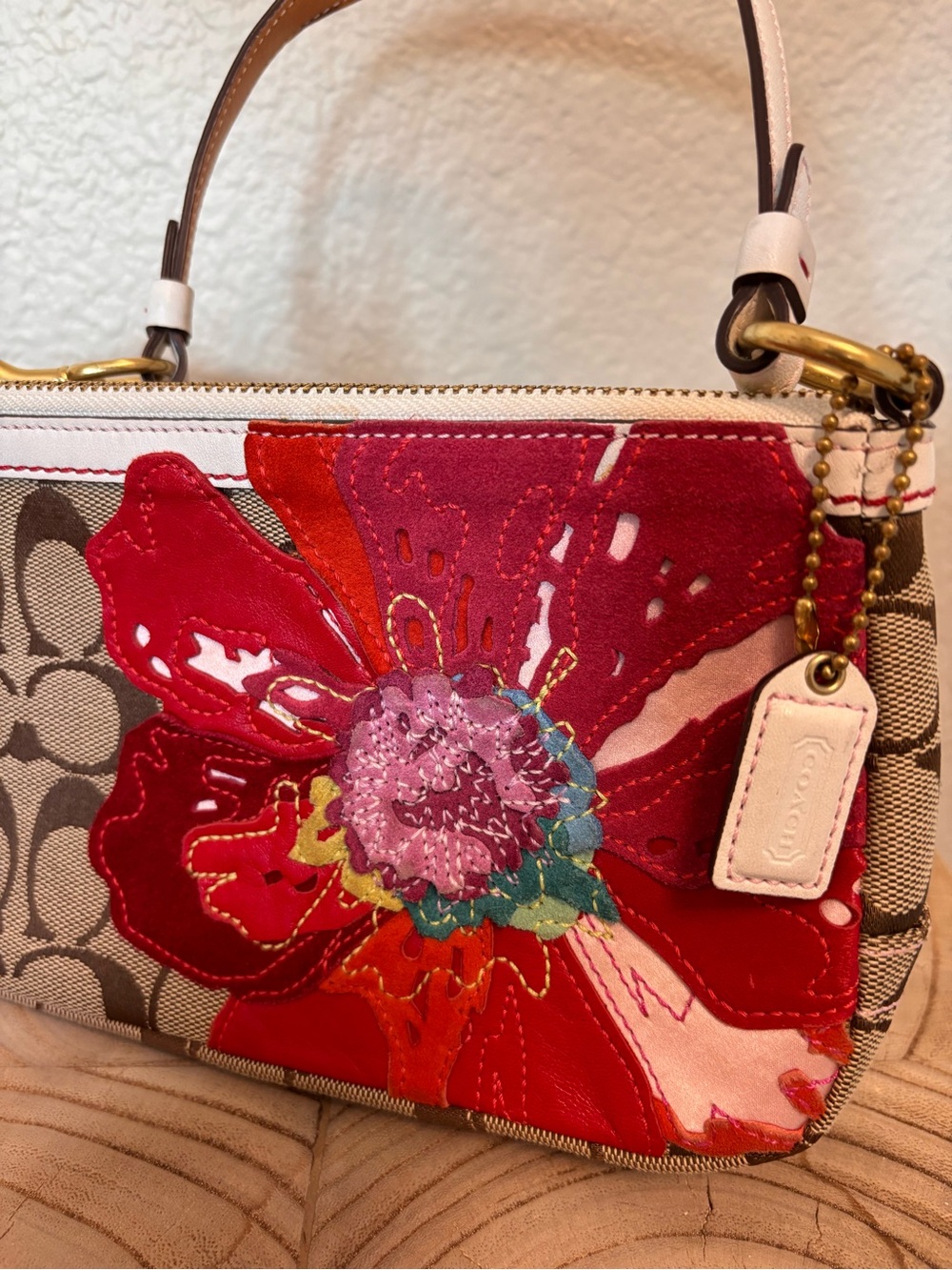 Limited edition Y2K Coach Demi clutch - Picture 5 of 5